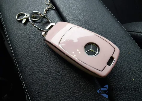 2020 Mercedes-Benz Glb 250 from USA, damaged, VIN WDC4M4GB8LW009514